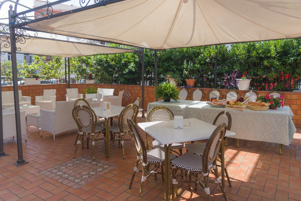 Hotel Alba Del Gargano Маттіната Екстер'єр фото