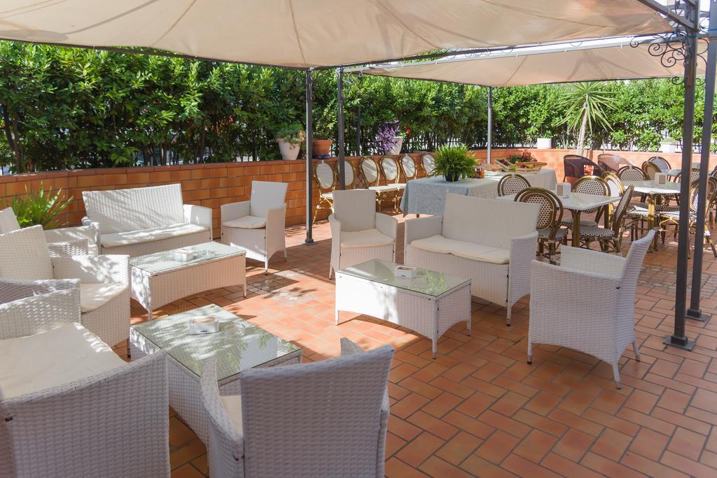 Hotel Alba Del Gargano Маттіната Екстер'єр фото