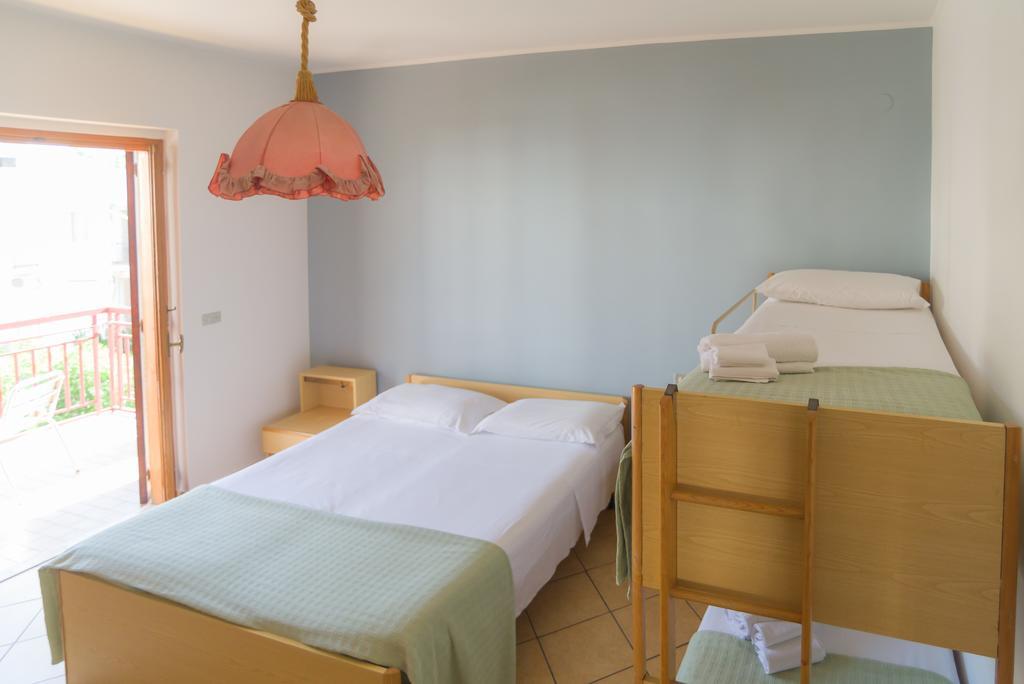 Hotel Alba Del Gargano Маттіната Екстер'єр фото